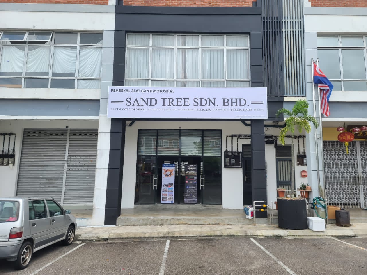 Sand Tree Motor in Johor