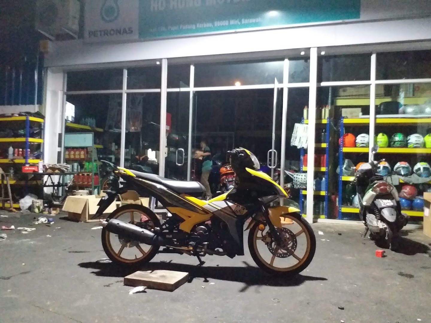 Ho Hong Motor Trading Co — photo 3