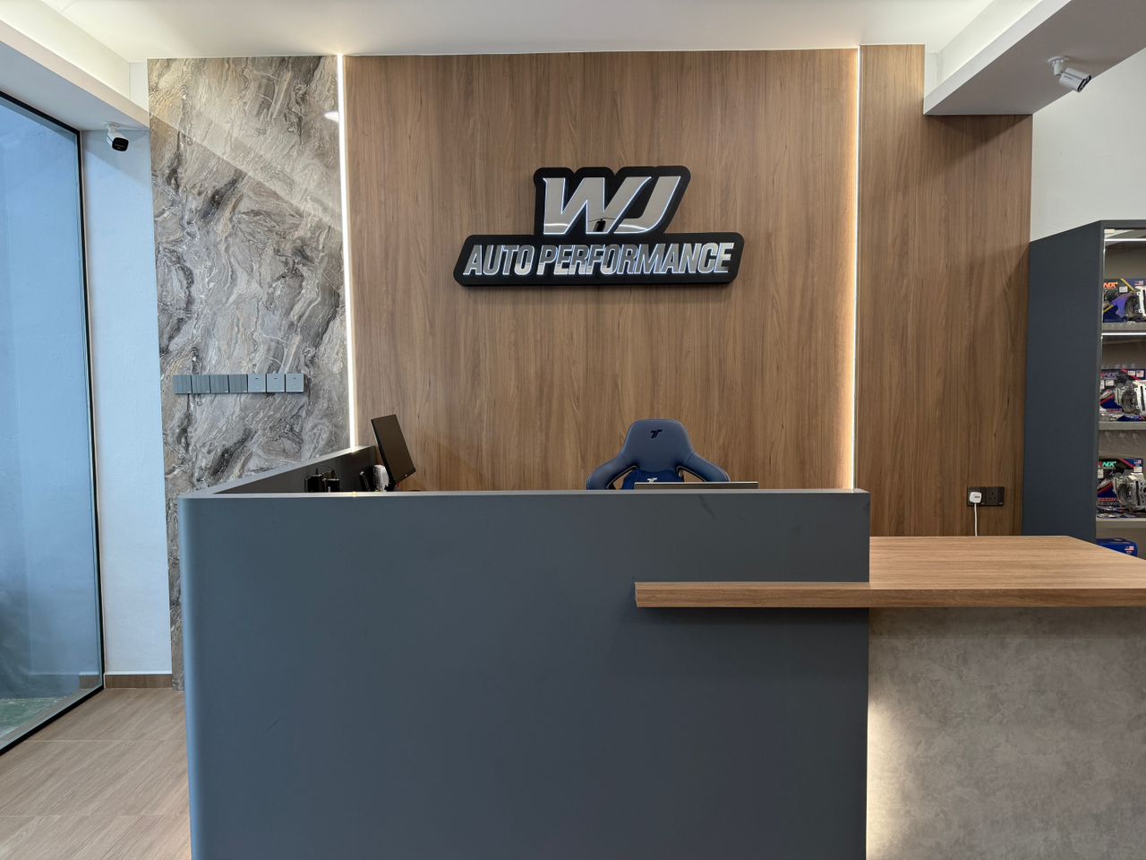 WJ AUTO PERFORMANCE — photo 2