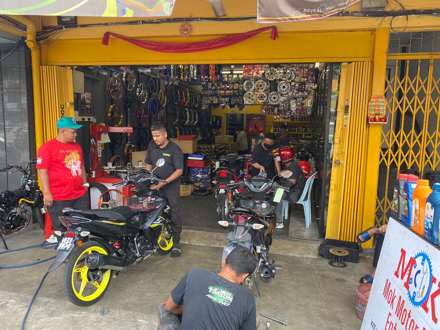 Mok Motor Parts Enterprise — photo 4