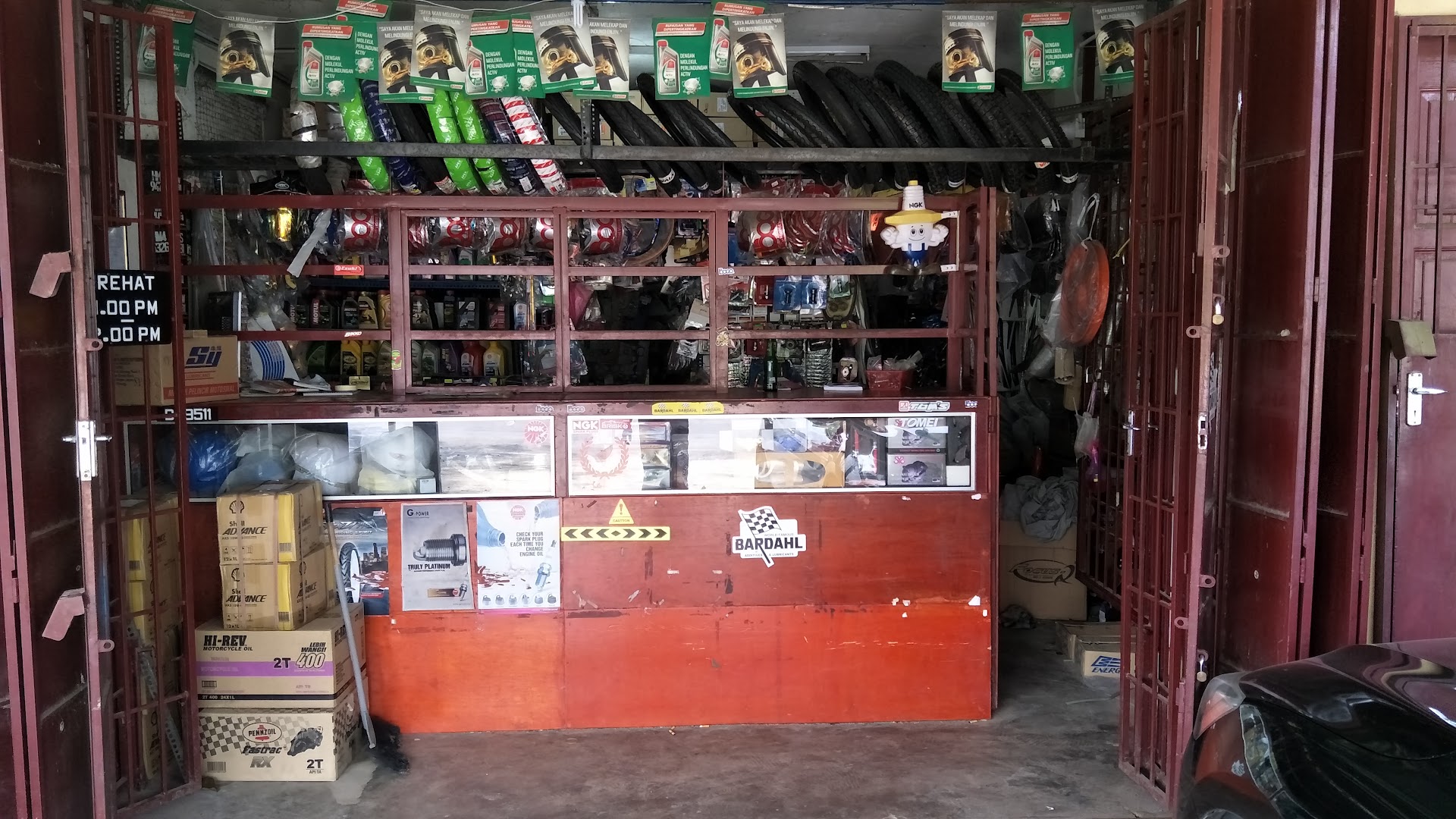 Billion Station Trading — photo 2