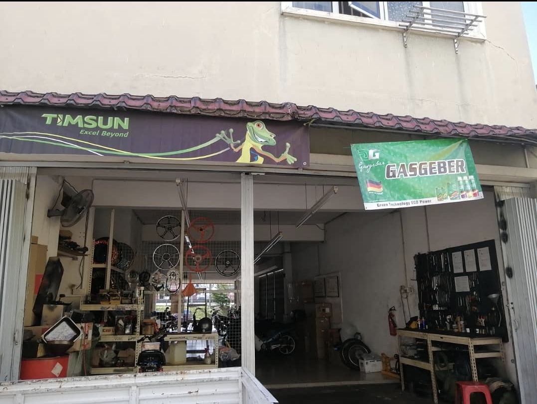 Gasgeber@Ban Long Hing Biker — photo 2
