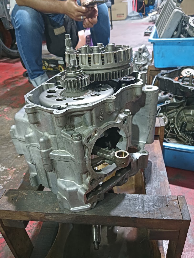 NUAR GARAGE MOTOR — photo 5
