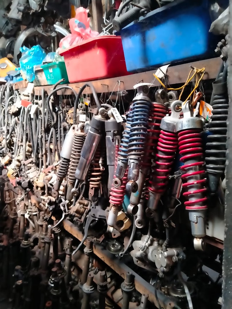 T. MANOGRAN - Vintage Motorcycle Spare Parts — photo 3