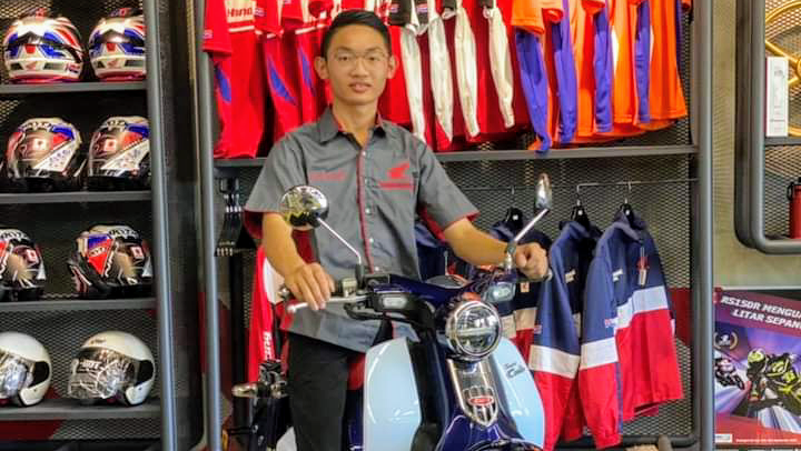 Honda Impian X | Kedai Motor Fasroi Tasek | 華勢摩多公司 — photo 3