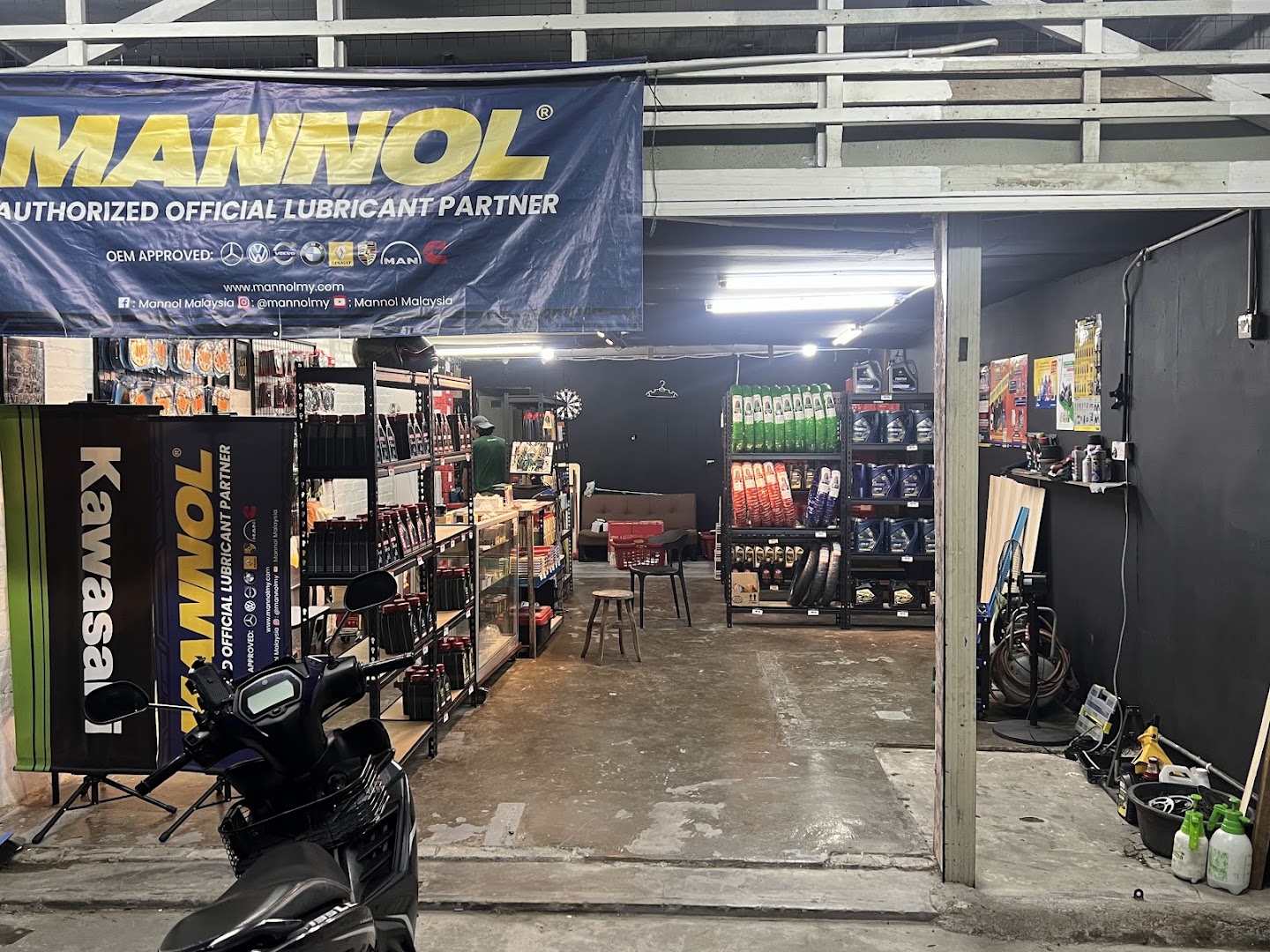 hzlubricants trading in Seremban