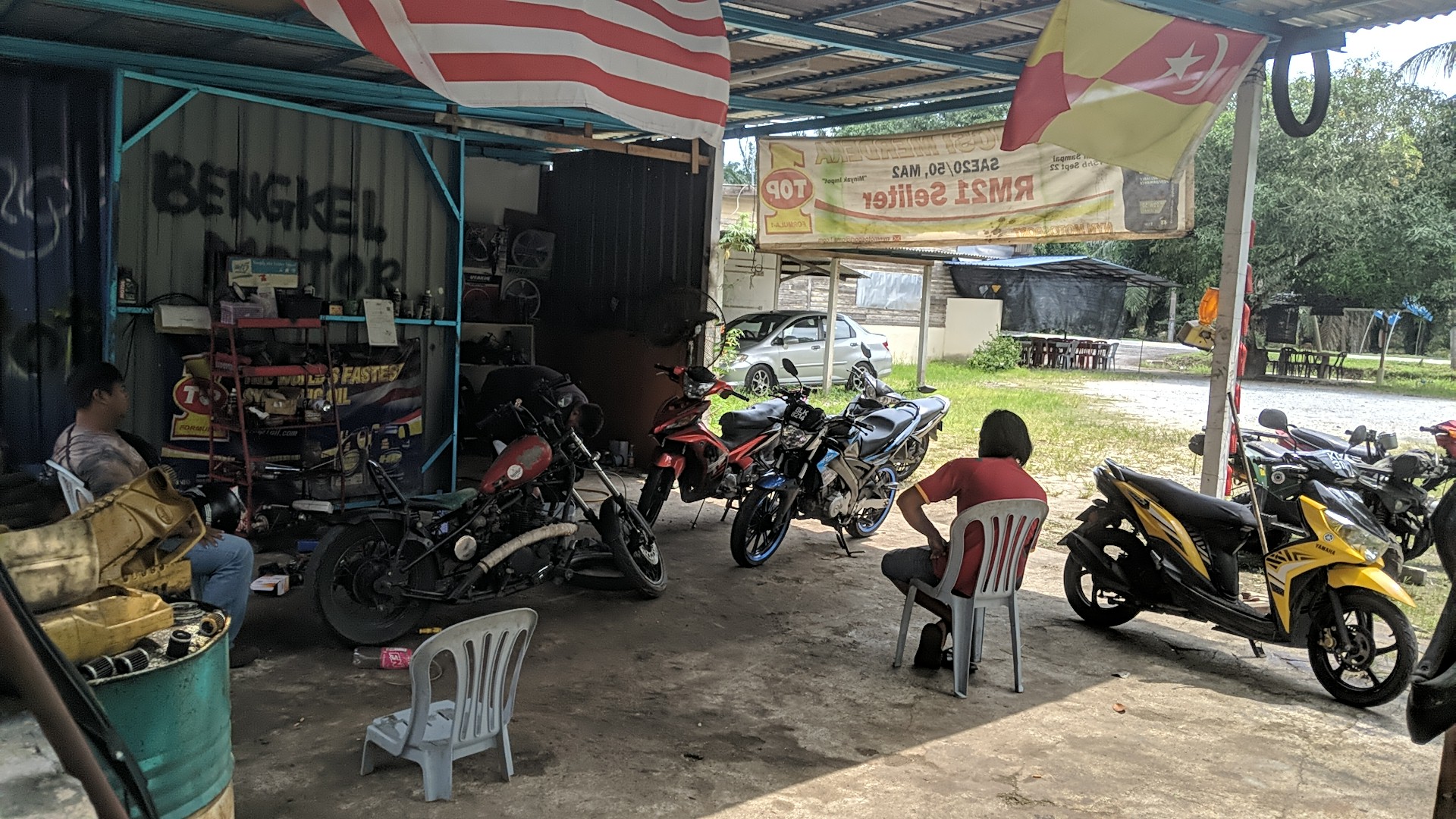 Baim Bengkel motor in Tanjong Sepat