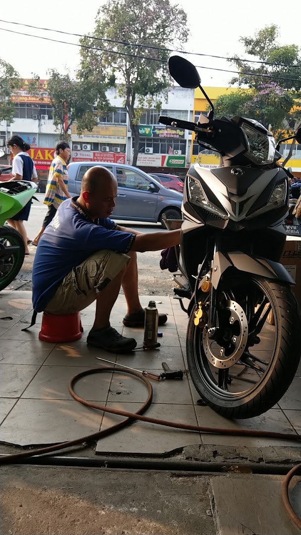 Kajang Motor Enterprise — photo 3
