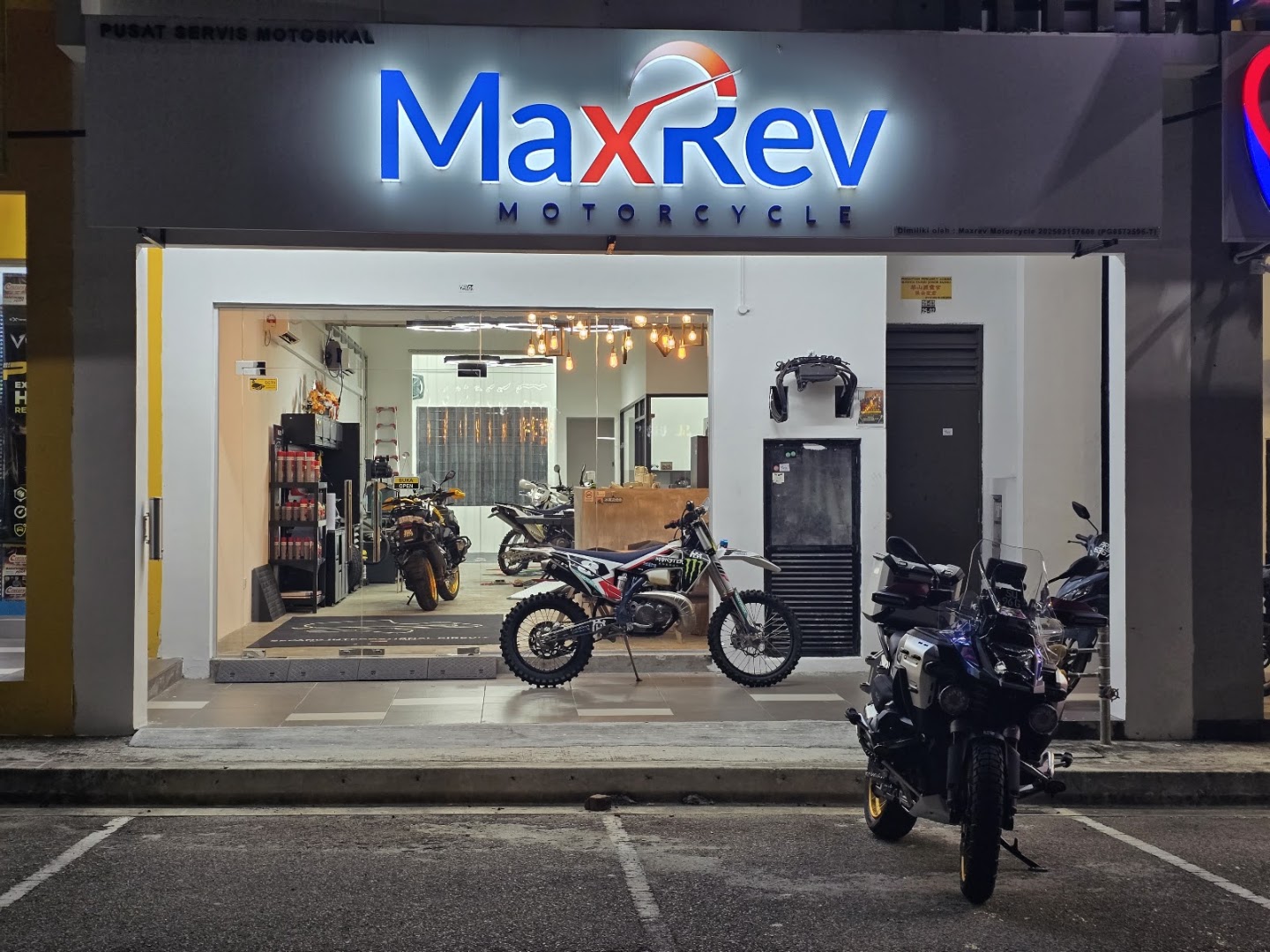 MaxRev Motorcycle in Johor Bahru