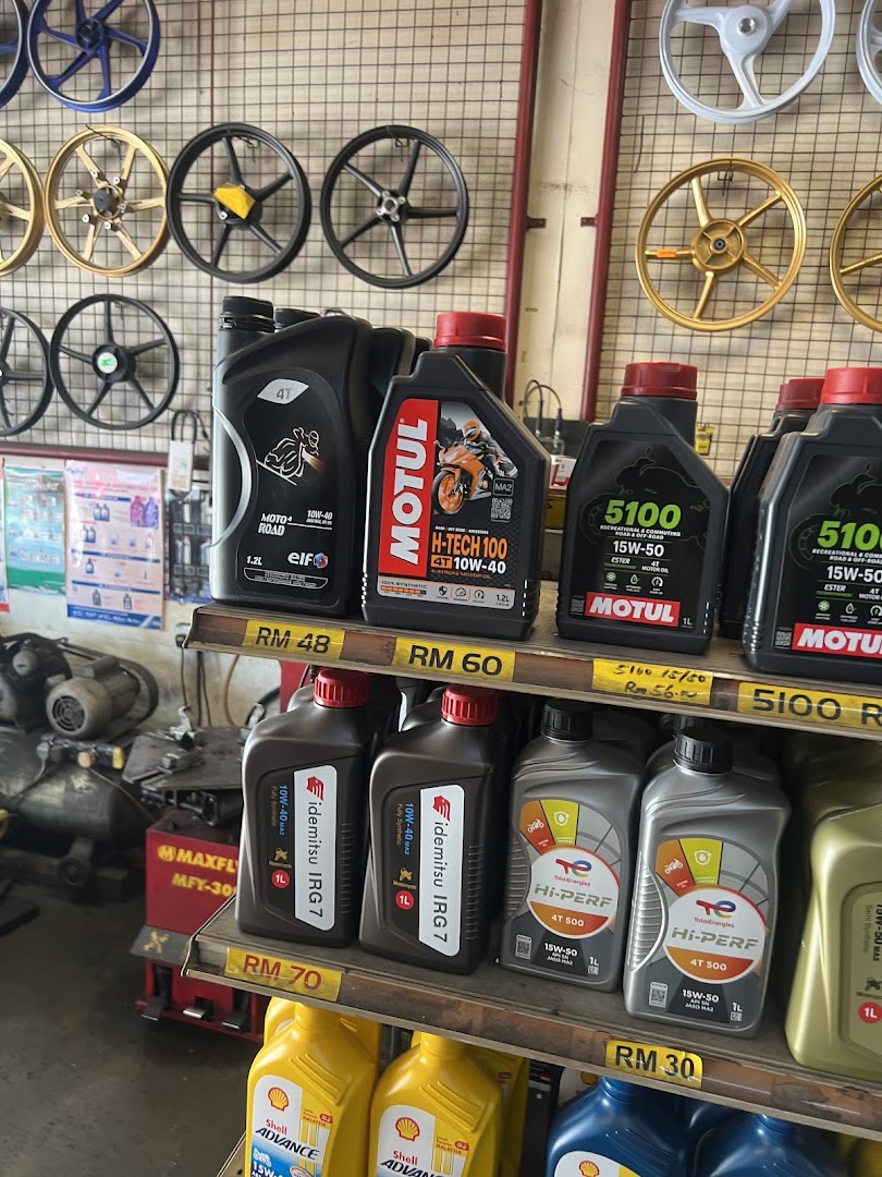 Racer Shop — photo 2
