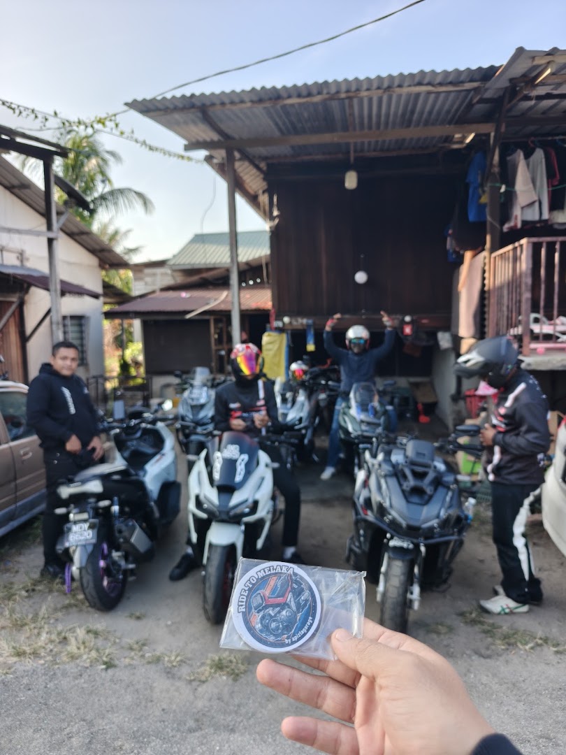 Apizlaa garage in Butterworth