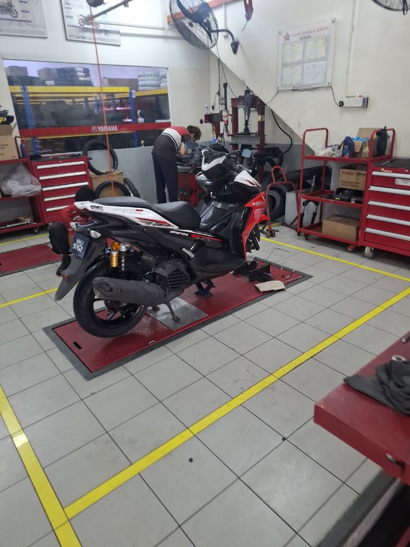 YAMAHA YQS KOK CHENG MOTOR @ Sri Sentosa (Pusat YQS) — photo 4