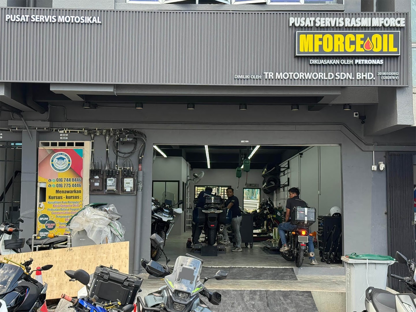 MFORCE OIL Powered by Petronas Service Centre in Johor Bahru