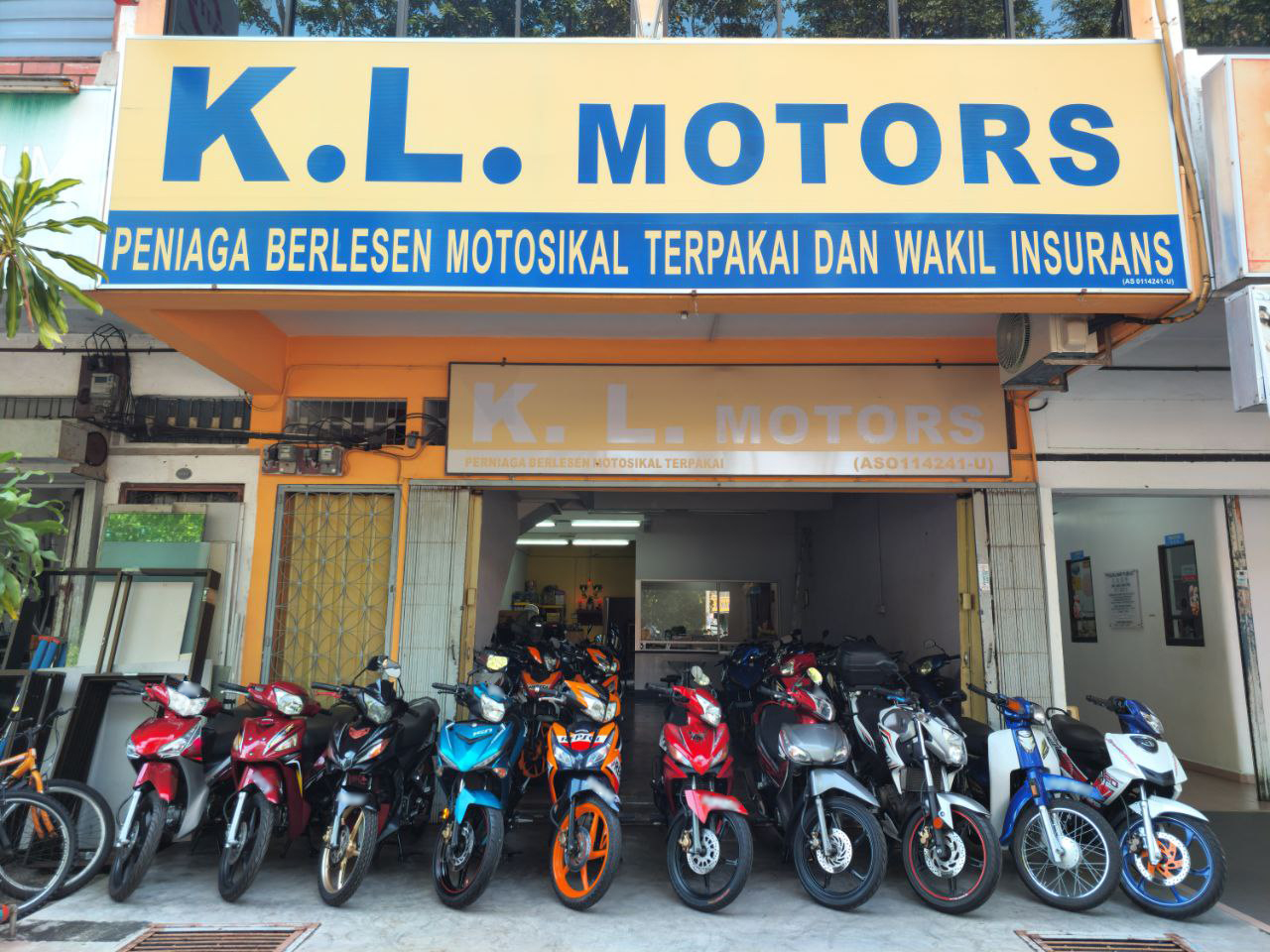 K.L.Motors in Butterworth