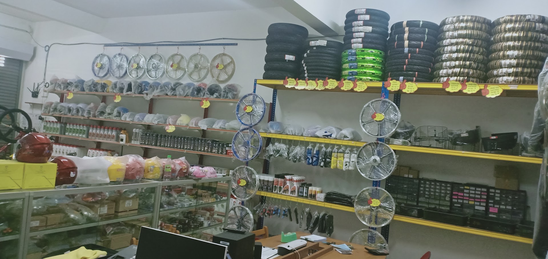Castrol Bike Point - Motor Parts & Trading — photo 3