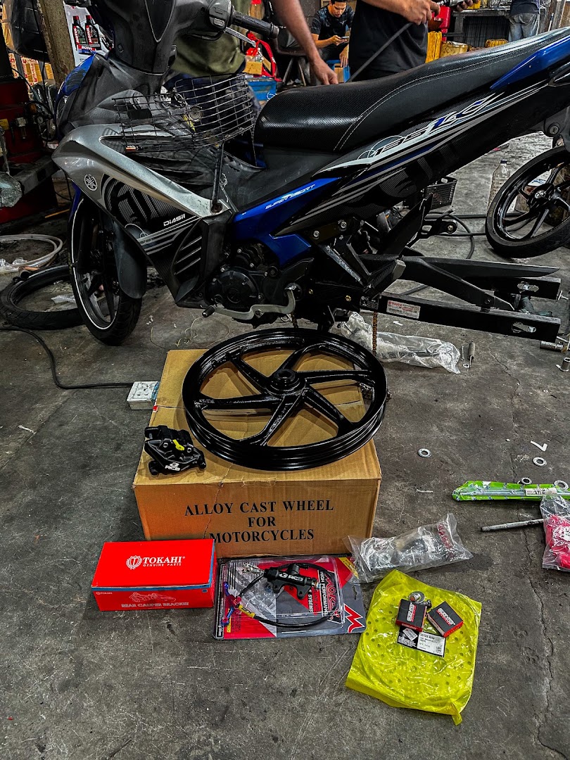 Padang Jawa TSM Motor Services And Accessories — photo 5