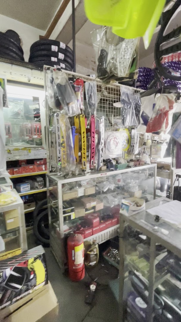 LEAN HIN MOTOR REPAIR &SPAREPART ACCESORIES SHOP — photo 2