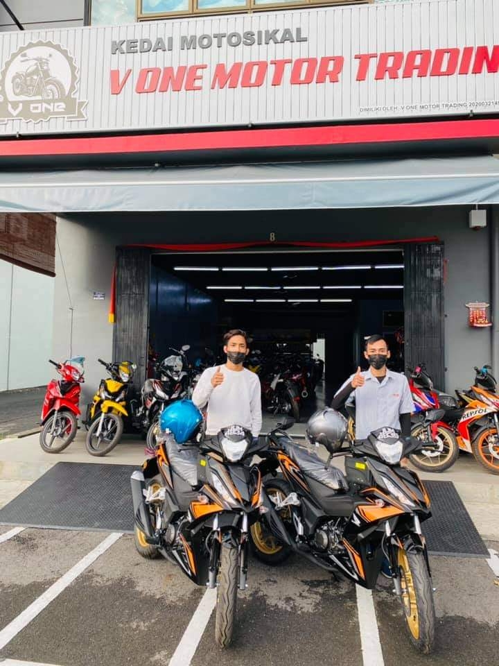 V One Motor Trading in Simpang Renggam