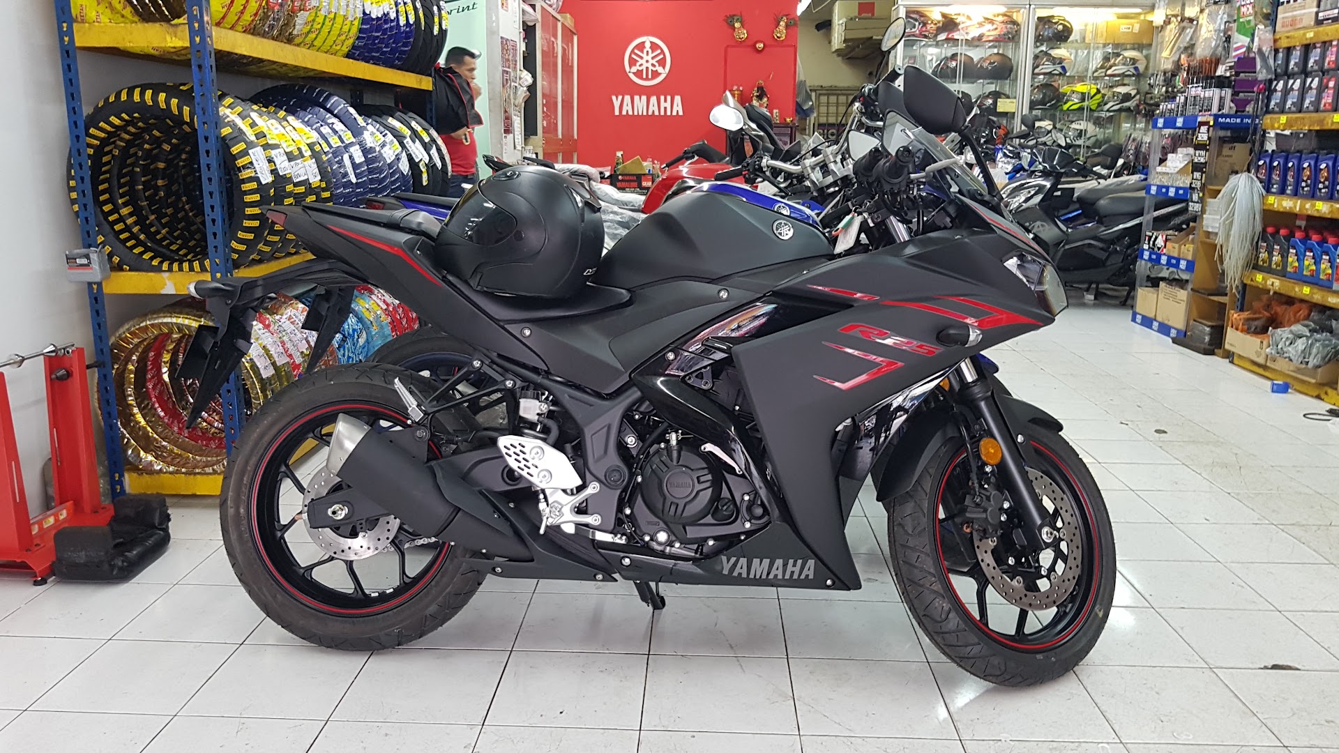 V Power Motor Sdn Bhd ( Bolton ) — photo 4