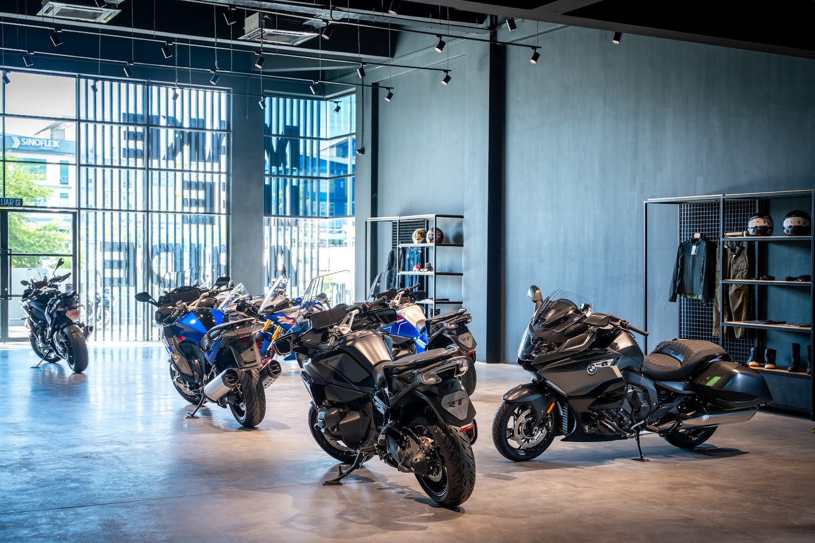 BMW Motorrad Chear — photo 2
