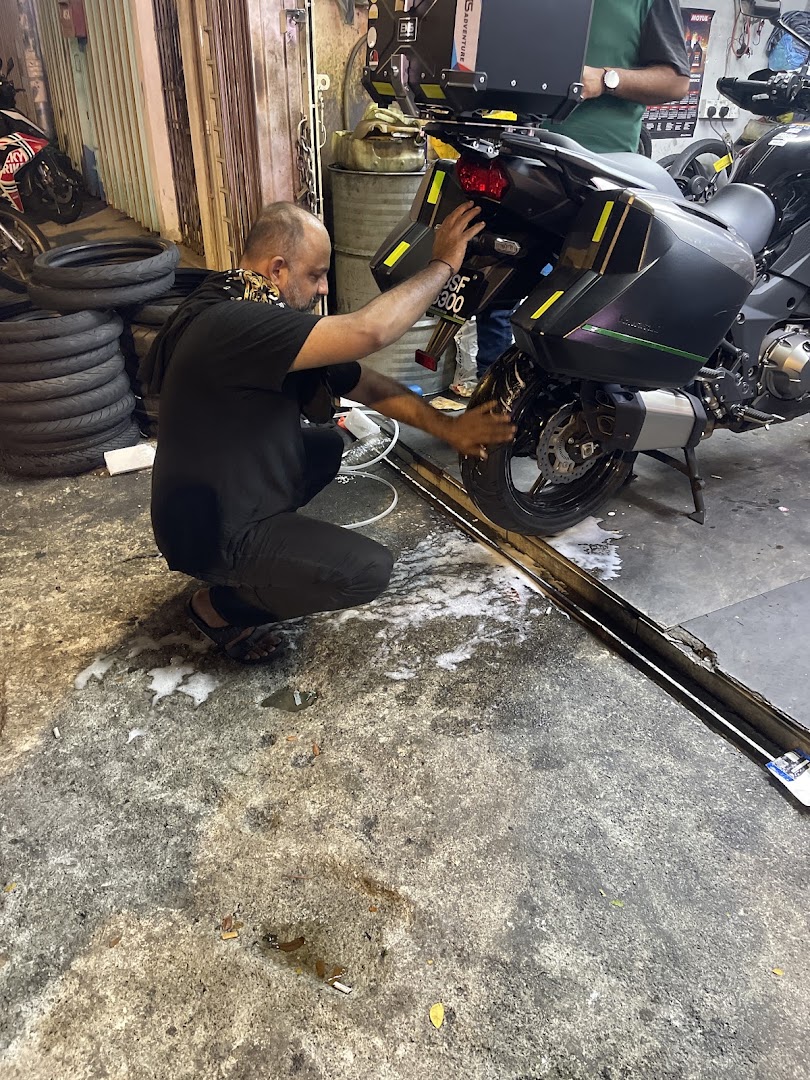 KSFM PARTS TRADING — photo 2