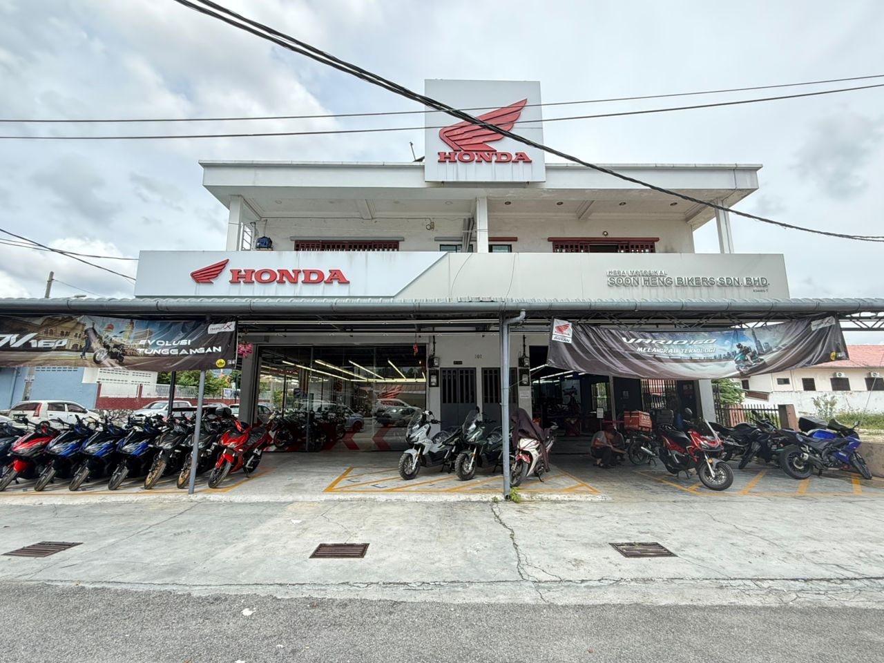 Honda Impian X - Cheras Motoworld in Cheras