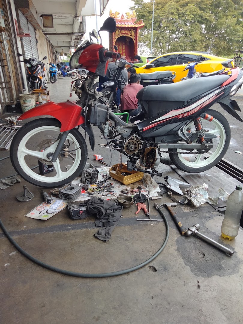 Hottrax Motor Enterprise — photo 2