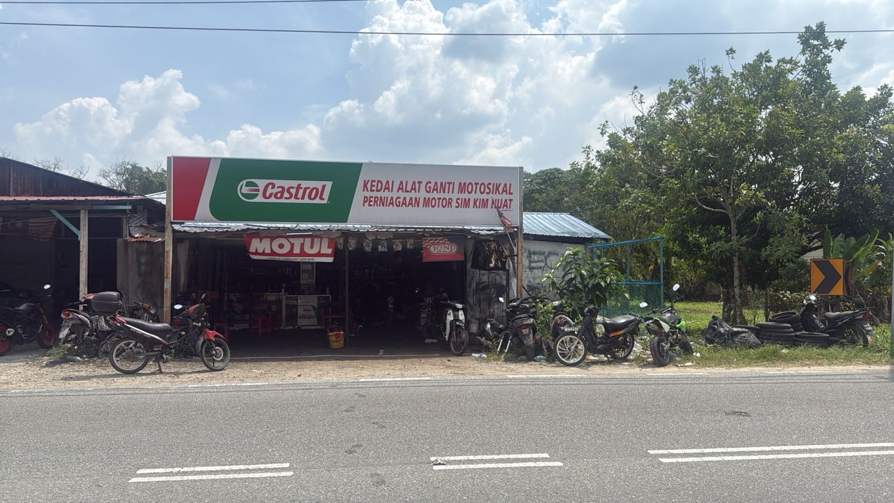 Perniagaan motor sim Kim huat in Hulu Langat