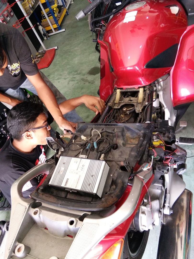 FastThrottle Motorsport (Workshop) in Sungai Petani