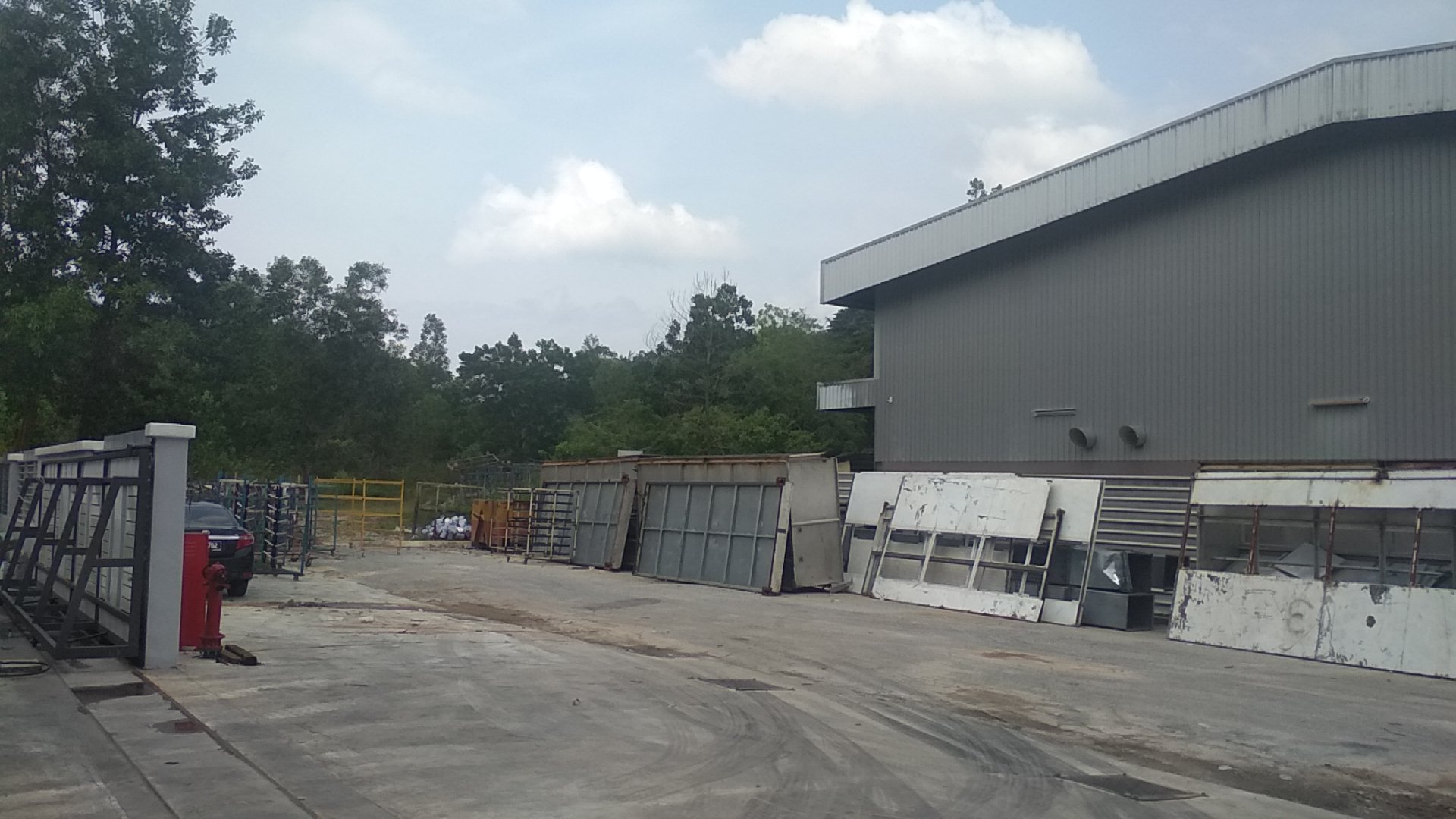 Sin Yi Hong Motor Sdn. Bhd. — photo 3