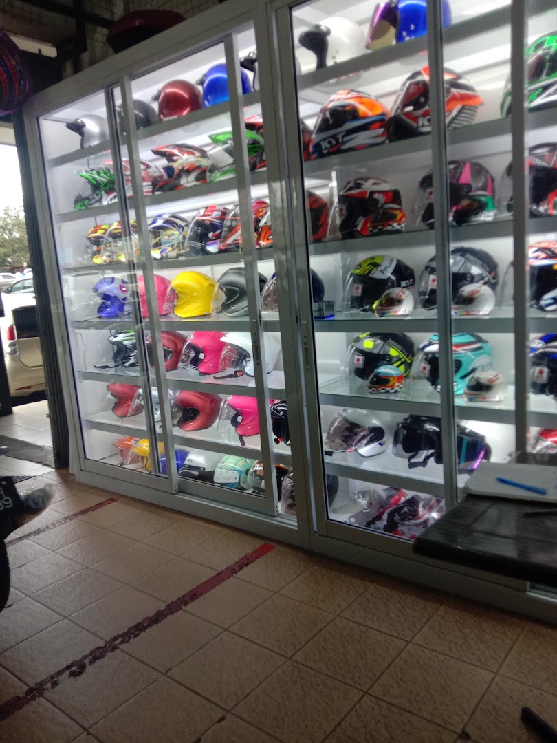 Castrol Bike Point - Siong Fatt Trading Co. — photo 2