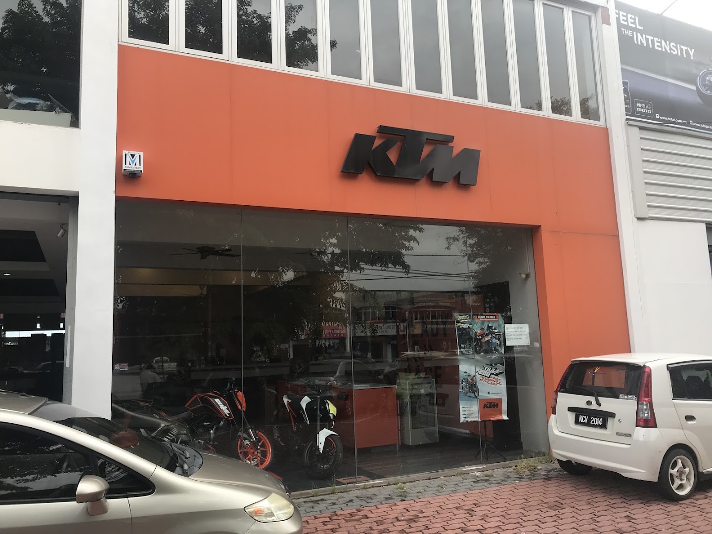 KTM Orange Showroom at CHJ Mergong in Alor Setar