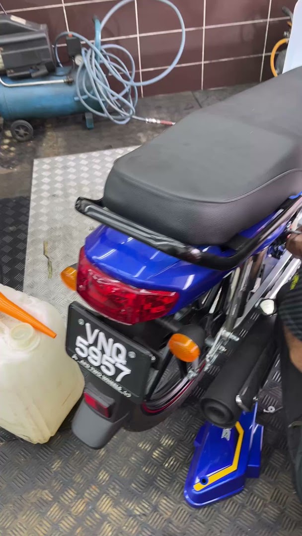 APD TWO WHEELS — photo 2