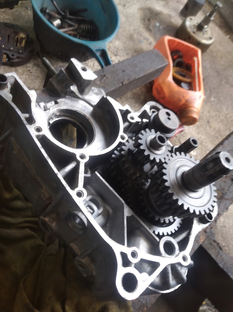 Bengkel motosikal Azmi paijan in Bandar Tenggara