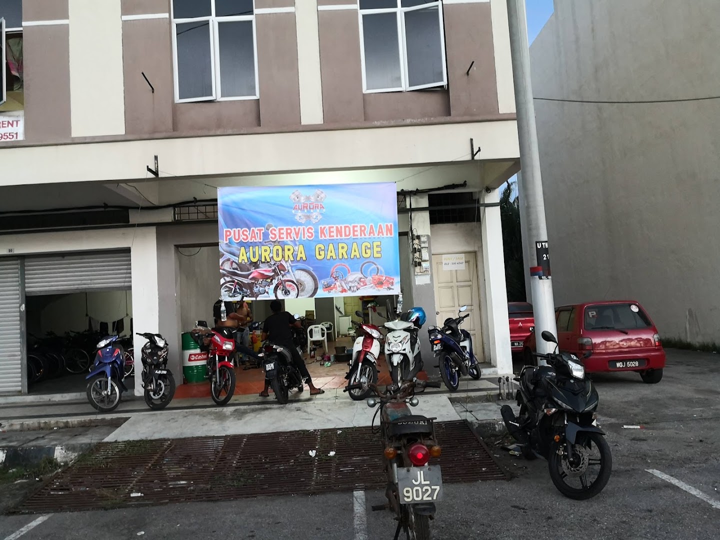 Aurora garage in Sitiawan