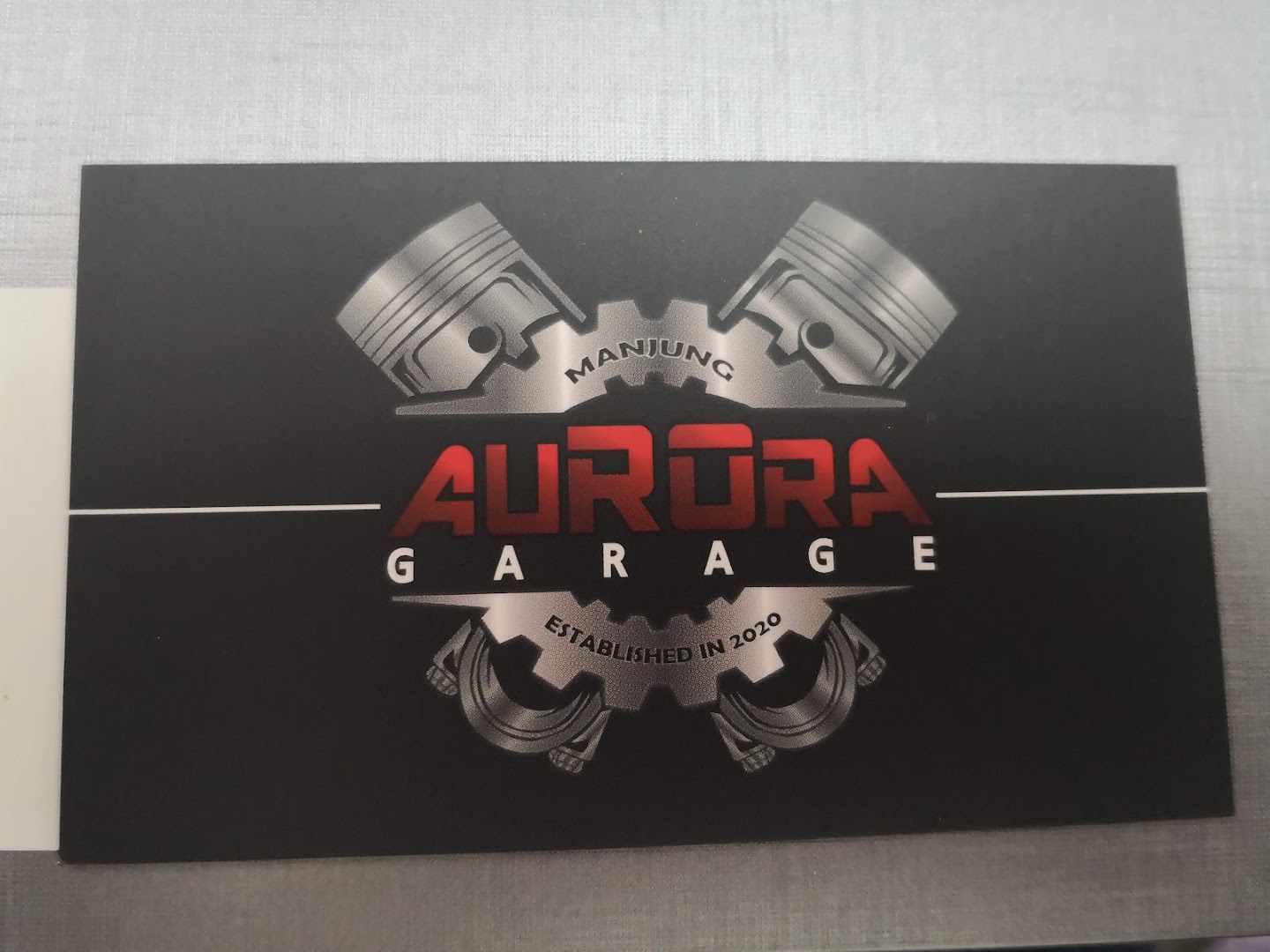 Aurora garage — photo 2