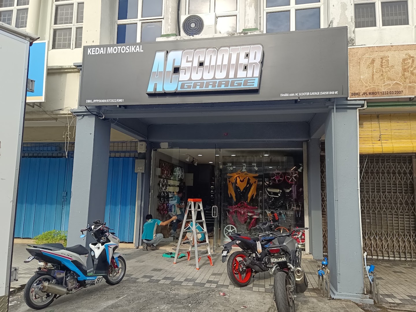 ACscooter garage — photo 1