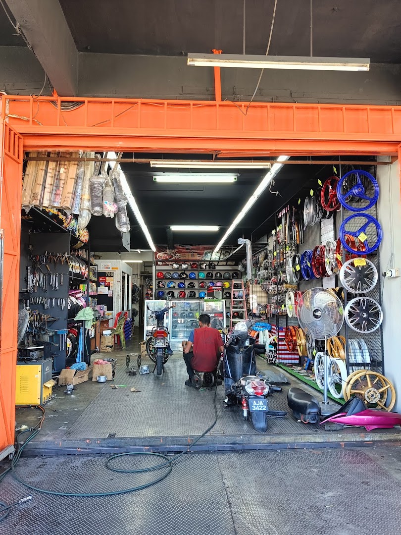 Kedai Motor TAIPING SL KUMARAN (SLK MotorSpareParts) in Simpang