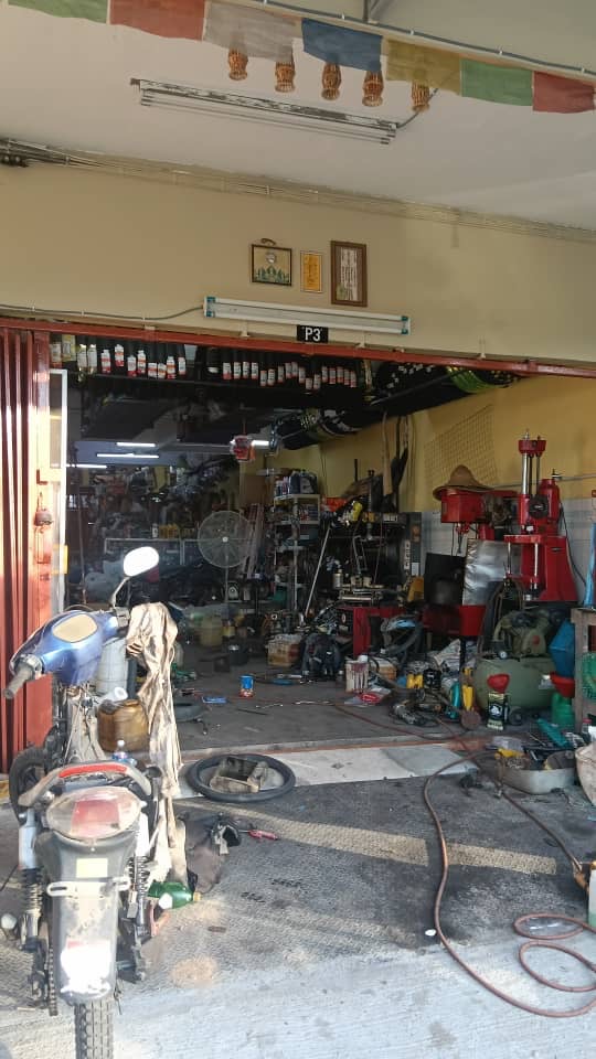 Desa Damai Motor 安乐园摩托店 — photo 2