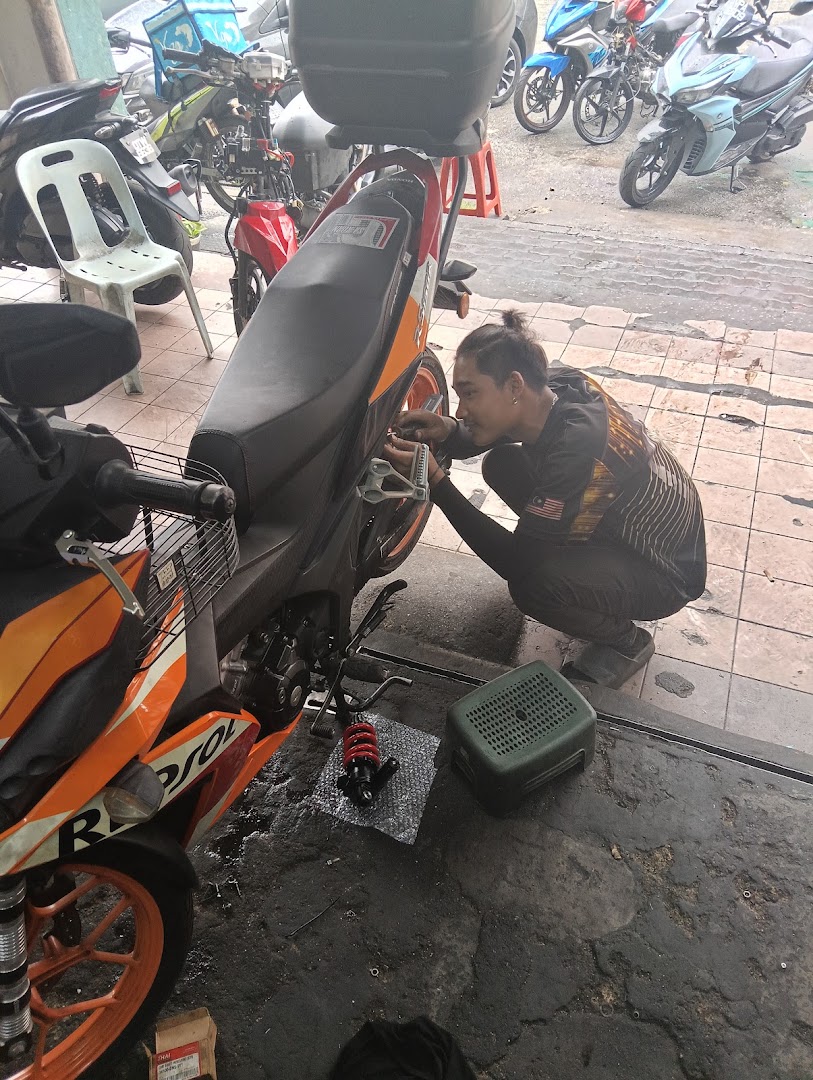 On Line 1 Motor — photo 3