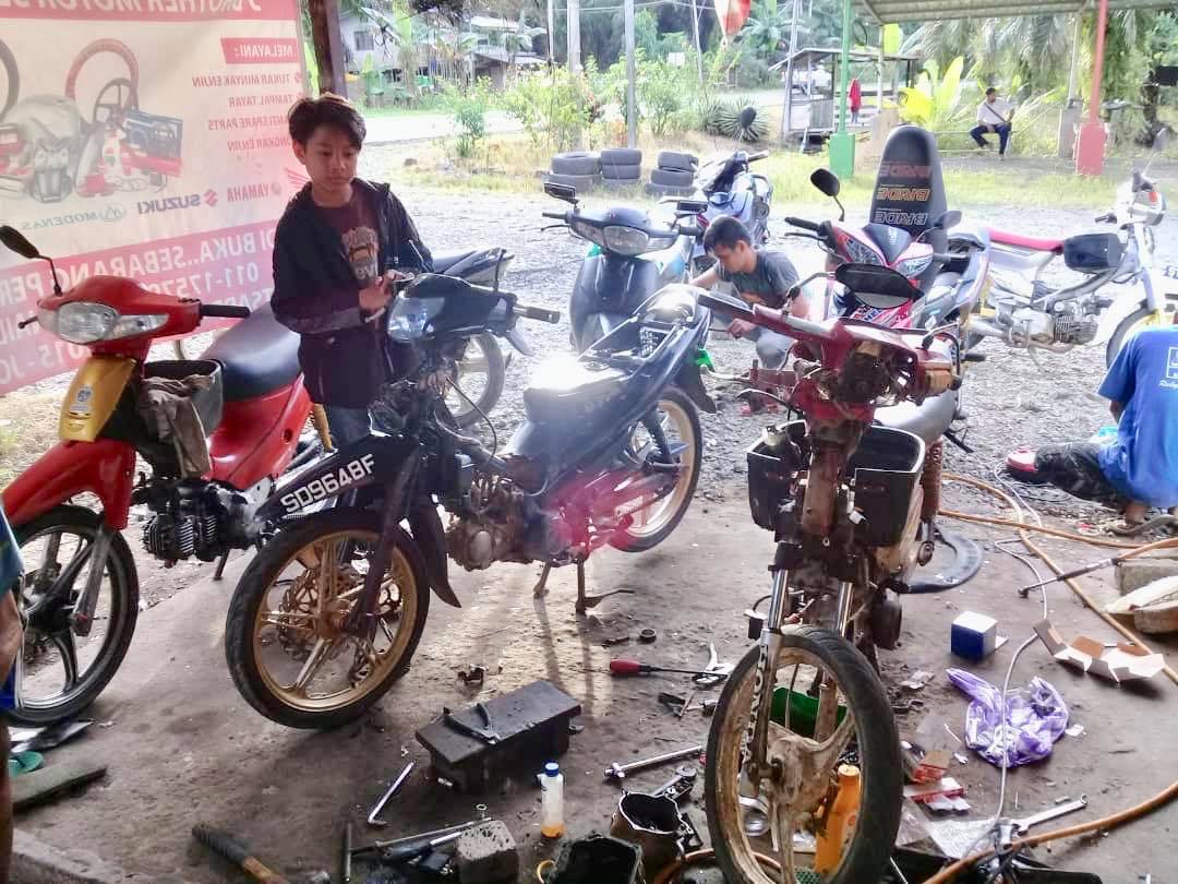 Bengkel Motor J Brother Kampung Perpaduan(Bagahak 3) in Lahad Datu