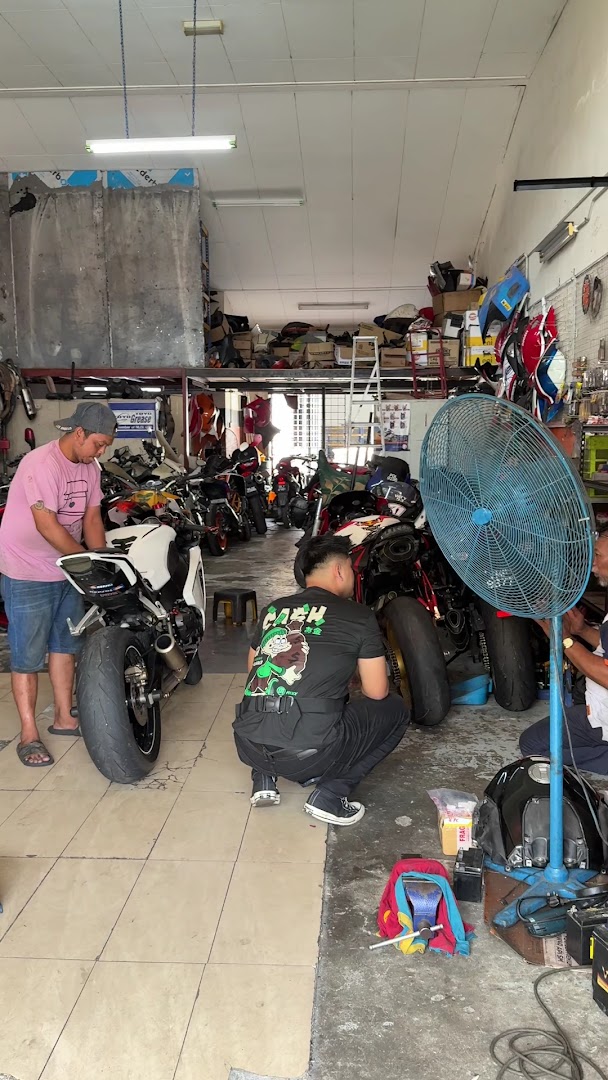 Putra Bikers Network — photo 2