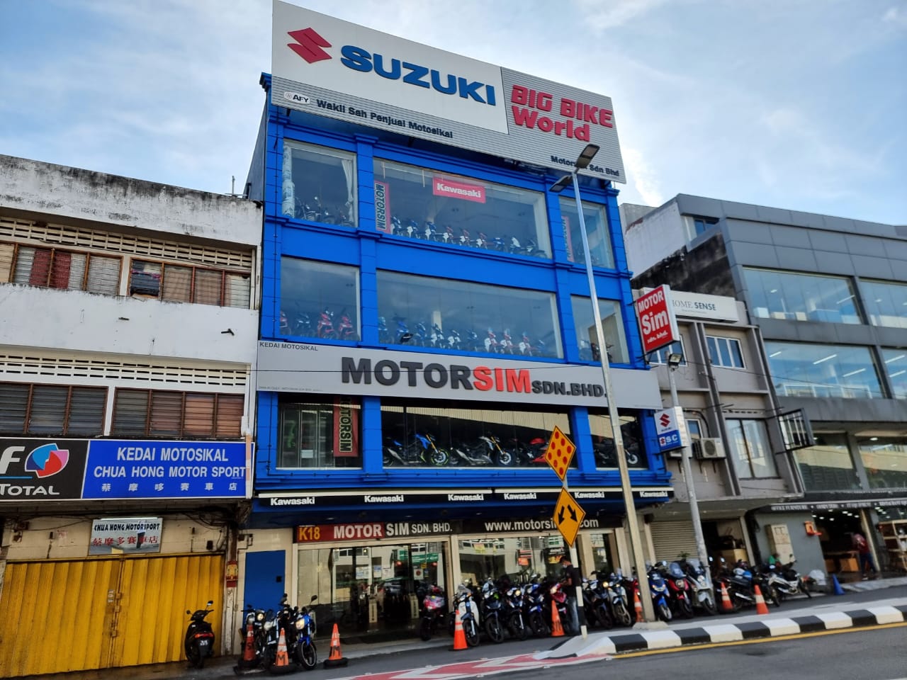 Suzuki Big Bike World - MotorSim Sdn Bhd in Kuala Lumpur