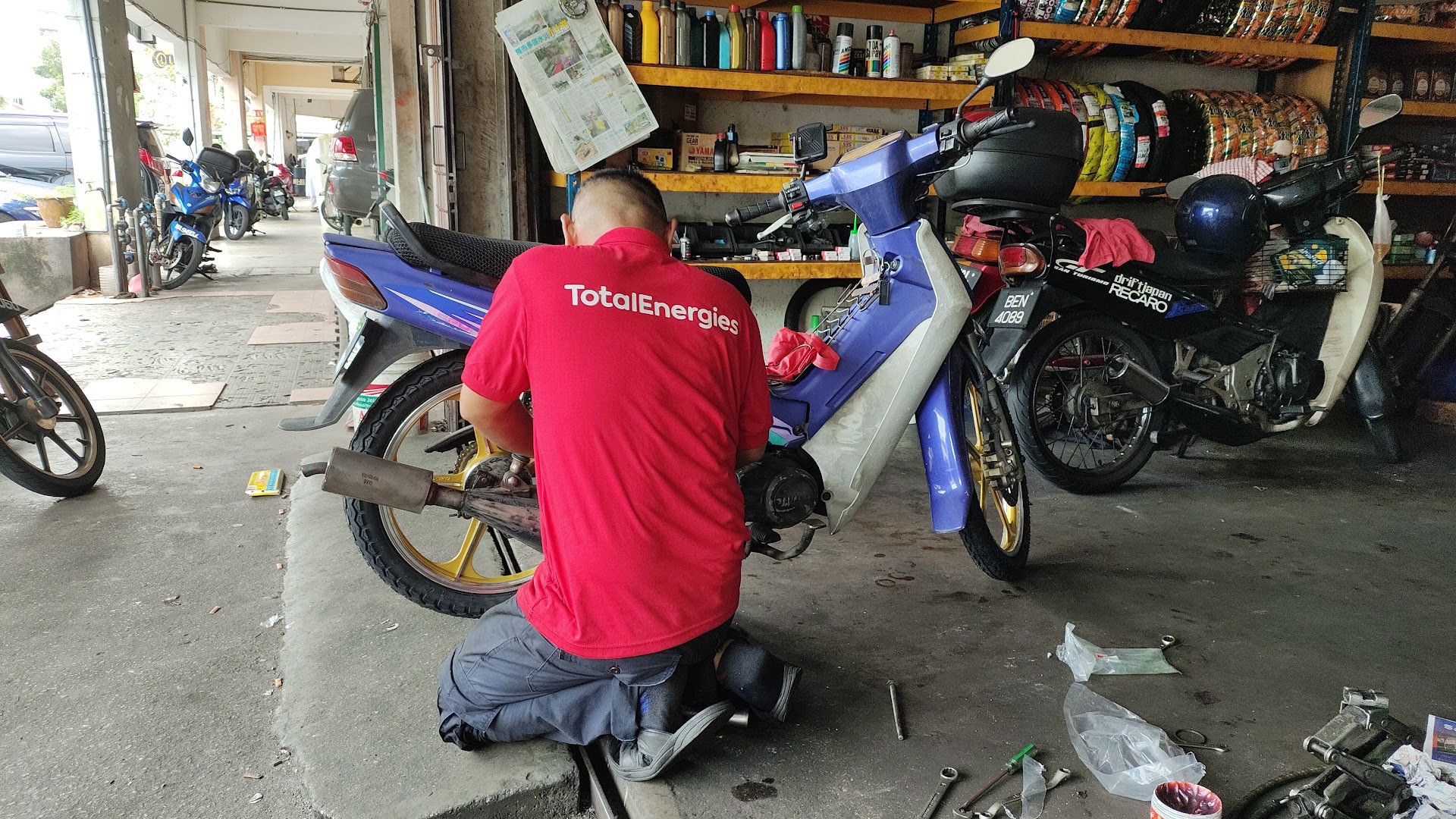 KAM LONG MOTOR in Ampang Jaya